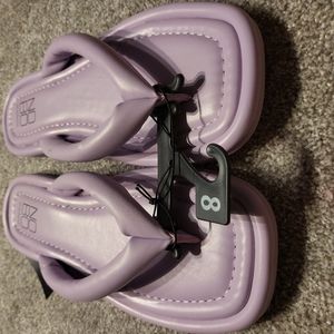 NWT No Boundaries Flip Flops Light Purple